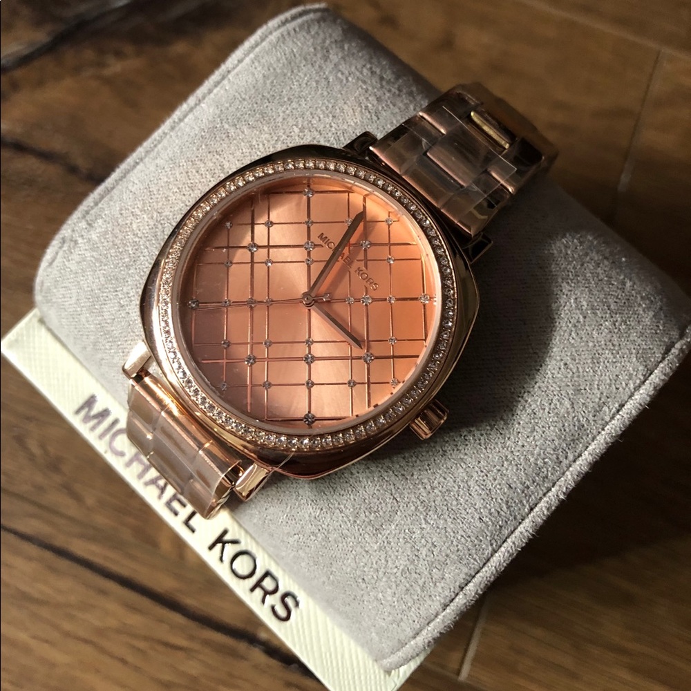FREE SHIPPING! MICHAEL KORS-NWT Rose Gold WATCH - Picture 2 of 12